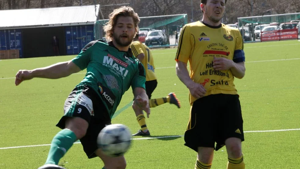 Jonatan Åhlin hade många chanser