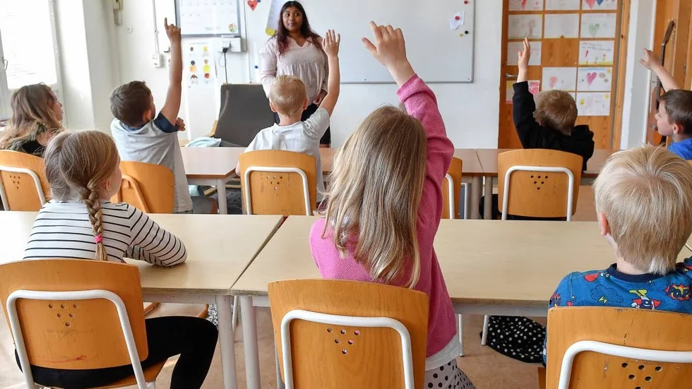 Bästa storleken för en skola borde vara 150-200 personer, skriver Göran Valdemar Lacksell.