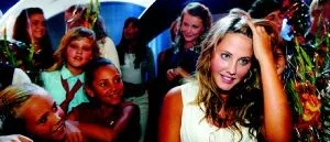 14-åriga Molly ny popstjärna