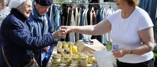 På marknaden i Gamleby finns det mesta