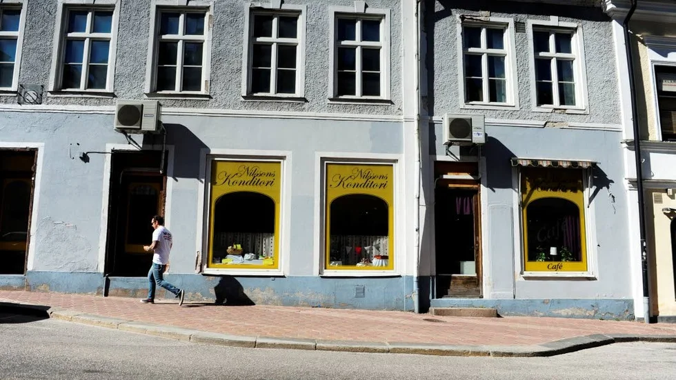 Öppet. Nilssons reser sig ur askan. Konkursen är ett minne blott. Konditoriet nysatsar under ledning av Sven Lindkvist.