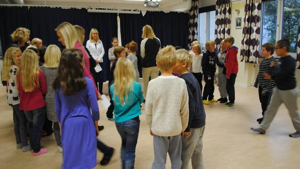 Drama. Dramalekarna är pedagogiska verktyg för sann vänskap och likabehandling.