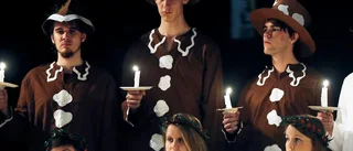 Mäktig ljuskonsert i fullsatt klosterkyrka