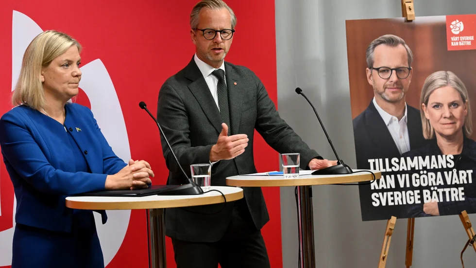 Det parti som styr får ta ansvar för läget som är. Det präglar också Socialdemokraternas valmanifest, som statsminister Magdalena Andersson och finansminister Mikael Damberg lade fram.