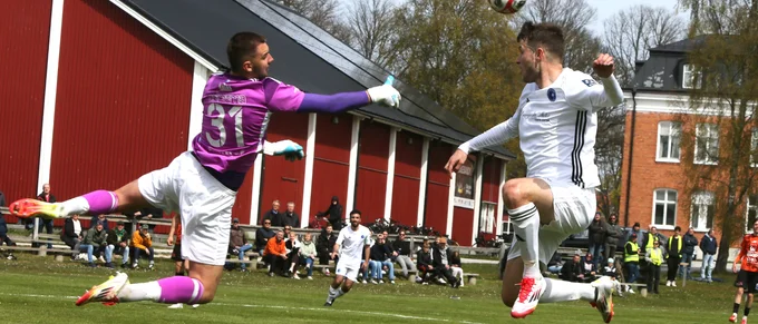 Se FC Gute-Täby FK – matchen i repris här