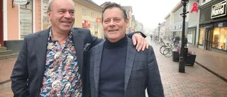 Johnells klättrar bland internationella jättar – småstadskänslan från Nyköping målas upp som grunden för succén