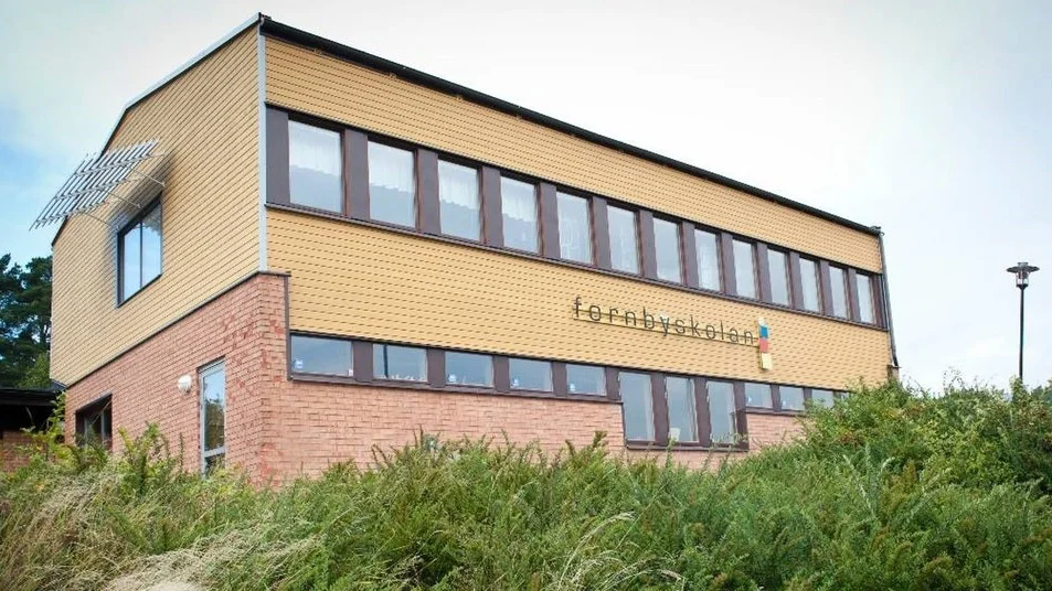 Trosa kommun ska betala 200 000 kronor i vite till staten. Det har förvaltningsrätten nu beslutat efter tidigare påträffade brister på Fornbyskolan.