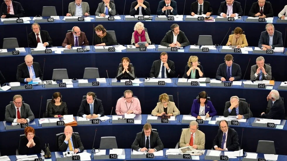För oss liberaler är svaret givet, EU behöver mer samarbete och inte mindre.