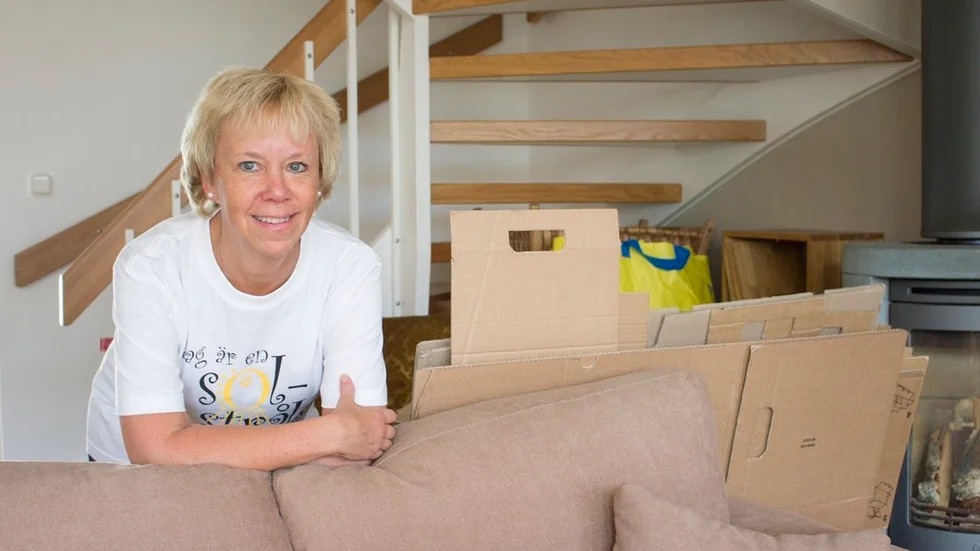 Heléne Severinsson packar ihop och flyttar.