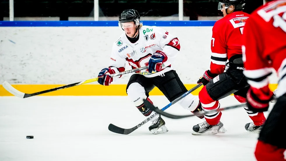 Provspelaren Viktor Bemström gjorde en fin match förra veckan och kommer få ny chans på onsdagen.
