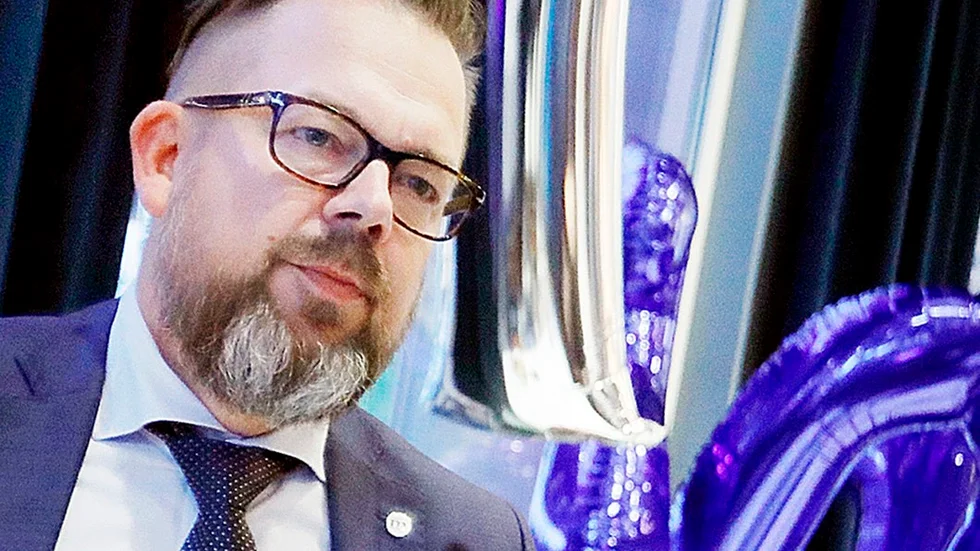 Jari Puustinen (M) anser att kommunens energibolag har särbehandlats av förvaltningen.