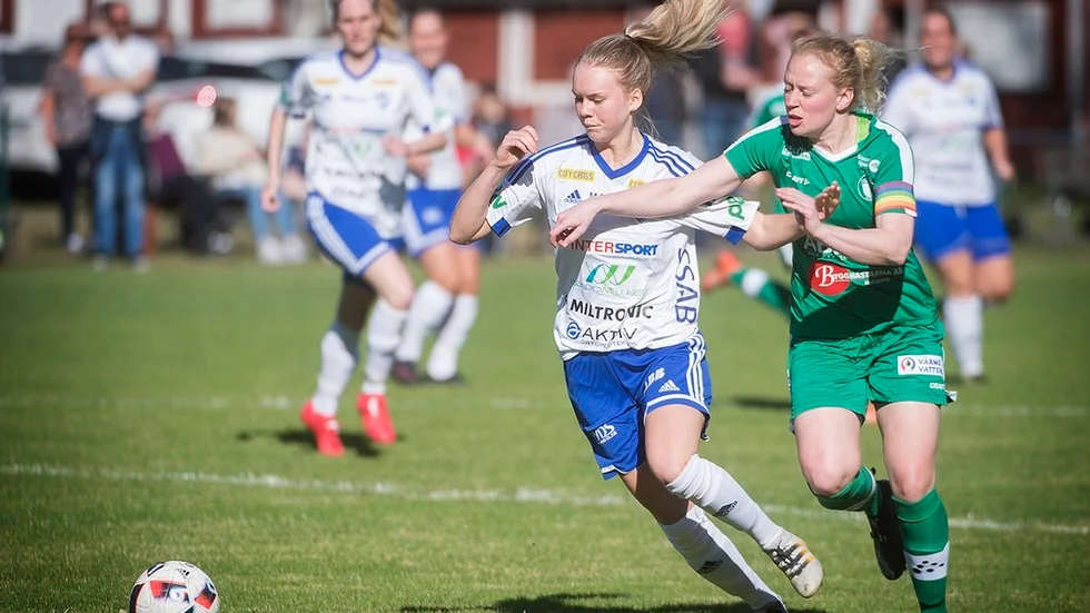IFK Nyköpings damlag har tappat fyra spelare, men det är inget som oroar tränaren just nu. Under onsdagen väntar träningsmatch mot IK Tun, då kan spelare från det nystartade U-laget vara med.