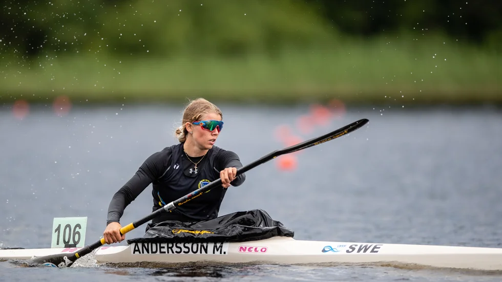 Melina Andersson gav OS-kanotisten Linnea Stensils en guldmatch under SM-tävlingarna i Hofors.