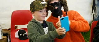 Hooja vilket möte för Hjalmar: "Lite pirrigt"