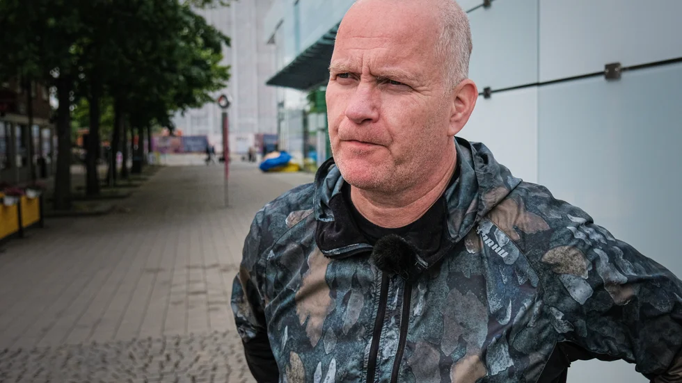 "Gatusäljarna är ofta länken mellan köparna och gängen. Det är bra om säljarna kan lagföras", tycker Lennart Karlsson, ordförande i Svenska narkotikapolisföreningen.