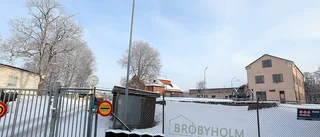 Ingen flytt av sprängfabrik