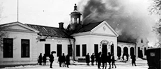 1924: Järnvägsstationen i lågor