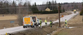 Väg 53 stängdes av – trasig elstolpe satte stopp för trafiken
