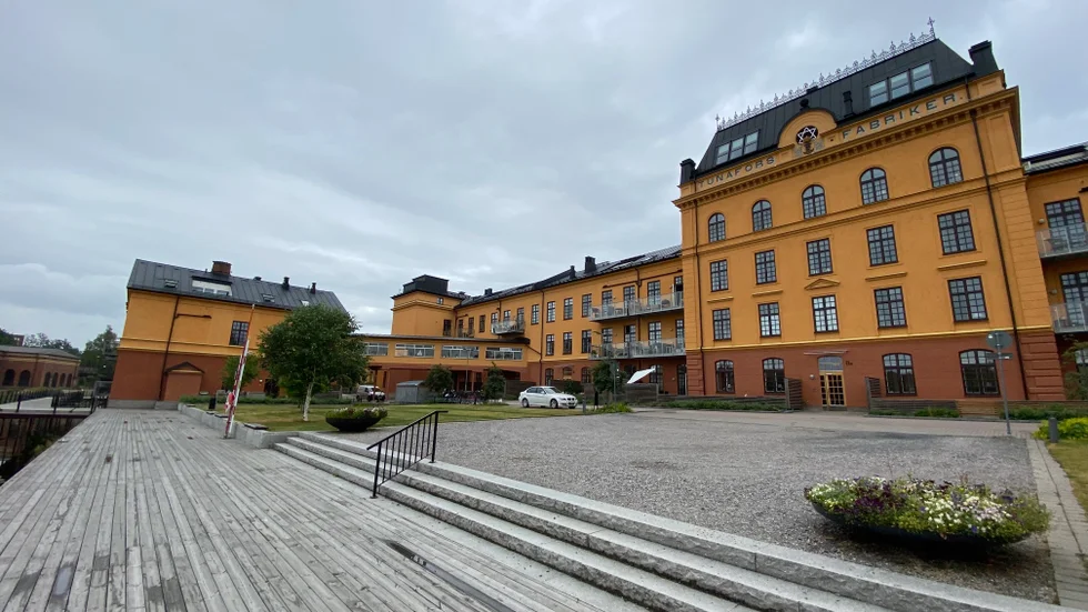 Bostadsrättsföreningen Tunafors har fått avslag på sin överklagan om att behöva betala 114 240 kronor i sanktionsavgift för att man lät riva den q-märkta skorstenen utan lov