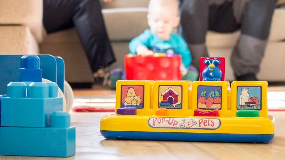 Oscar är nu 11 månader gammal och mår efter operationen bra.
