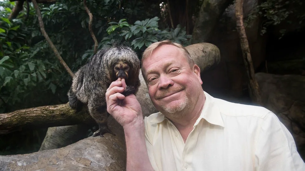 Skansenakvariet är i dag världens största exportör av världens minsta apa, dvärgsilkesapan. "Går du på zoo i Sydney, Kapstaden eller New York så härstammar aporna från Stockholm", berättar Jonas Wahlström.