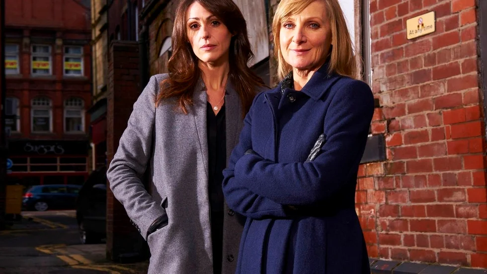 Rachel Bailey (Suranne Jones) och  Janet Scott (Lesley Sharp) i "Scott & Bailey"-Foto: ITV/BBC