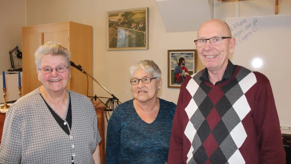 Presidiet i PRO Södra Kinda. Fr v ordförande Louis-Marie Karlsson, sekreterare Ann-Marie Zetterström och kassör Roland Svensson