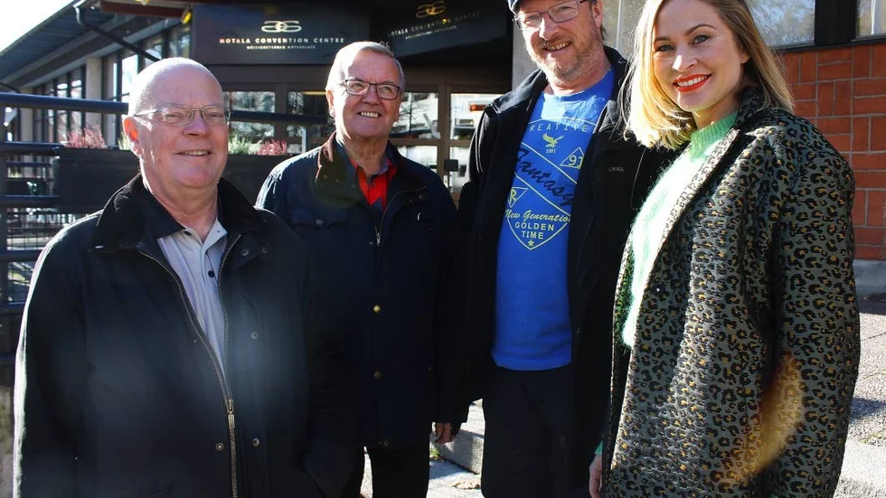 Taggade. Torbjörn Svensson, Hans Enkvist, Benny Waldner och Hanna von Spreti ser alla fram emot spelningen.