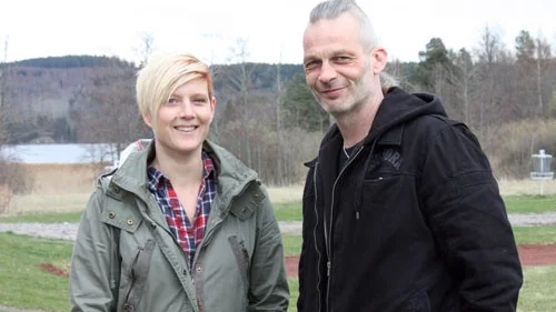 Jenny Wallenberg och Pelle Lundström hoppas att bussresan till Göteborg blir ett uppskattat inslag bland ungdomarna i Kinda.