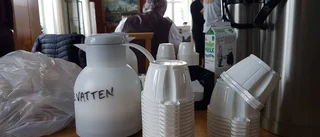 Inga fler möten med plastmuggar