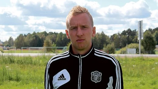 Social satsning. Inom kort öppnar fotbollsakademien för barn mellan tio och tolv år i Vimmerby kommun. David Lindgren är ansvarig.