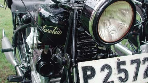 Motorcyklar av äldre modeller var bara några av alla de fordon och motorer som ställdes ut på Motorns Dag.