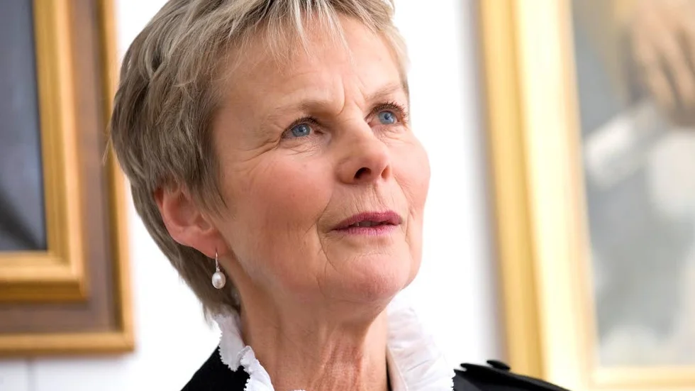 Landshövdingen Elisabeth Nilsson är tredje kvinnan i rad att hålla vårtalet i Folkparken.