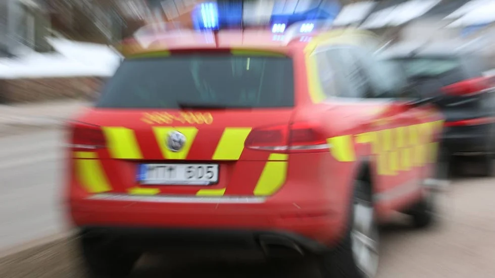 Räddningstjänsten i kommunen fick en stressig morgon med larm om både trafikolycka och utsläpp av farligt ämne samtidigt.