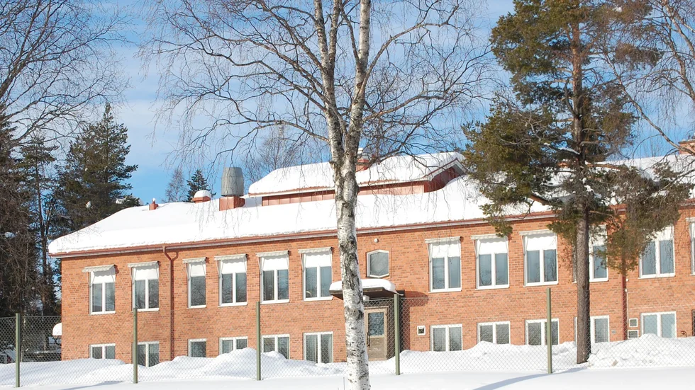Norsjövallens skola byggdes om till HVB-hem 2013 men har nu stått tom i flera år.