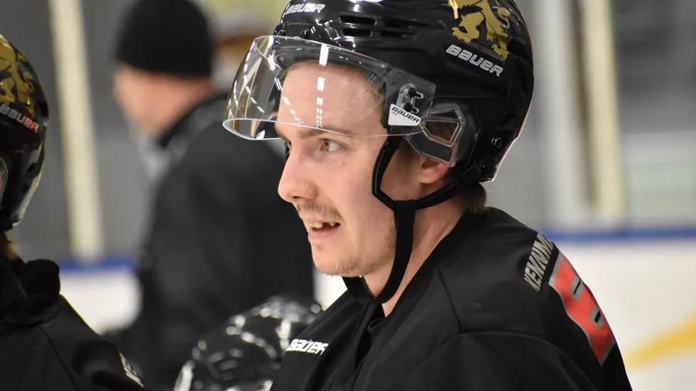 Sebastian Kauppila har skrivit ett try out-kontrakt med AIK som sträcker sig fram till den 31 augusti.