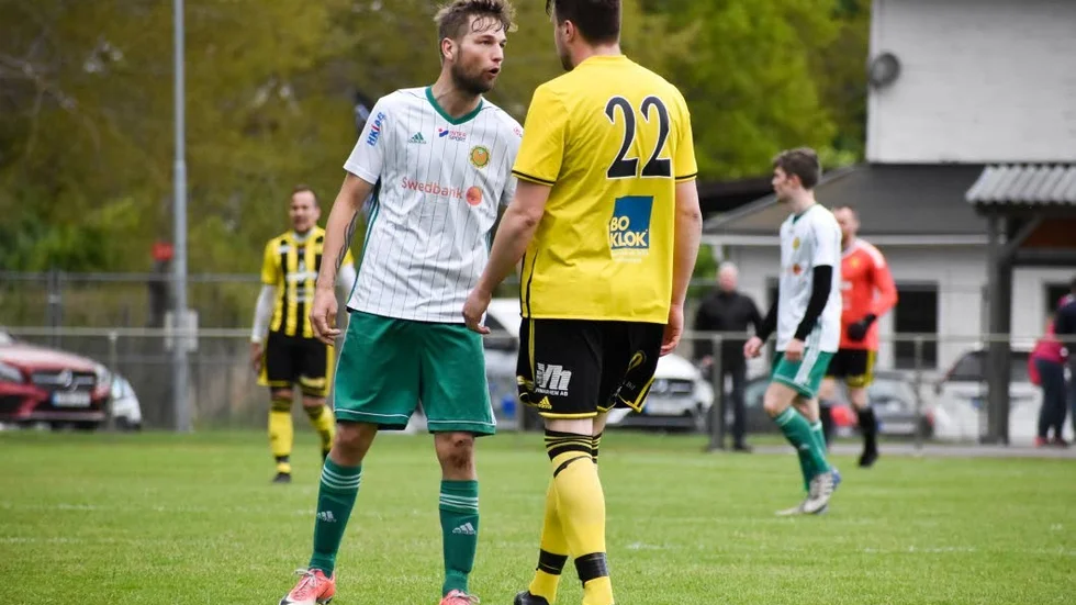 Det fortsätter att gå tungt för Christopher Einarsson, till vänster, och hans Hultsfred.