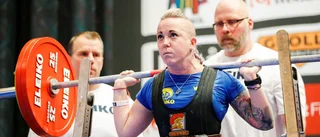 Medaljregn över styrkelyftarna på SM