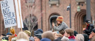 Förtalar hellre ändra än talar om sin egen politik