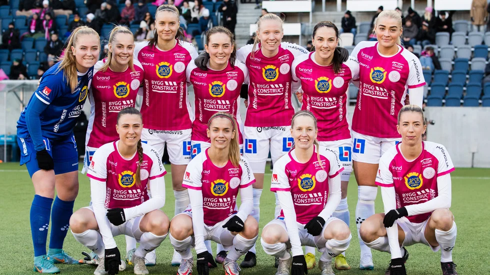Uppsalas lag inför matchen mot Hammarby som lockade 649 personer till Studenternas. 