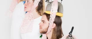 Tyg, experiment och teater
