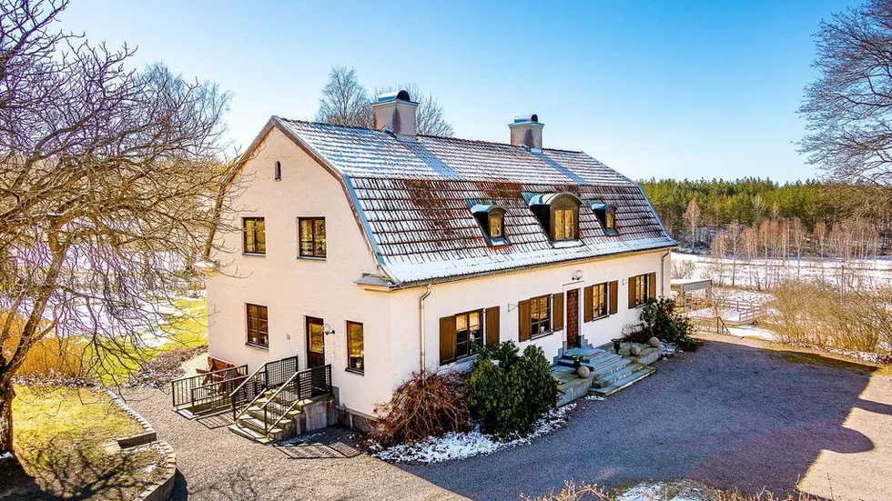 20-talsvillan i Fårhult är till salu. 