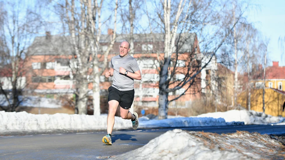 Andreas Tiburzi var en av nitton löpare in i mål på en tid under tjugo minuter.