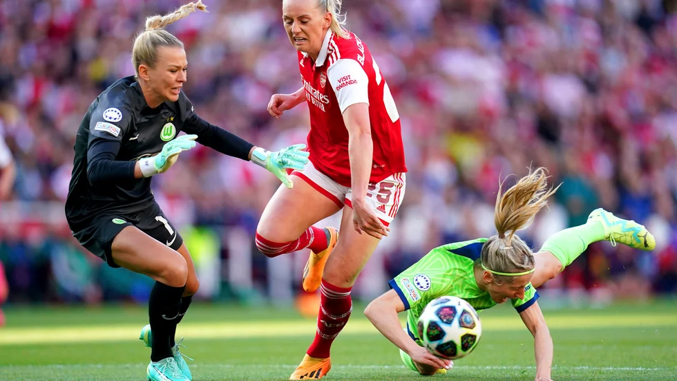 Arsenal och Stina Blackstenius slogs ut i Champions League-semifinal.