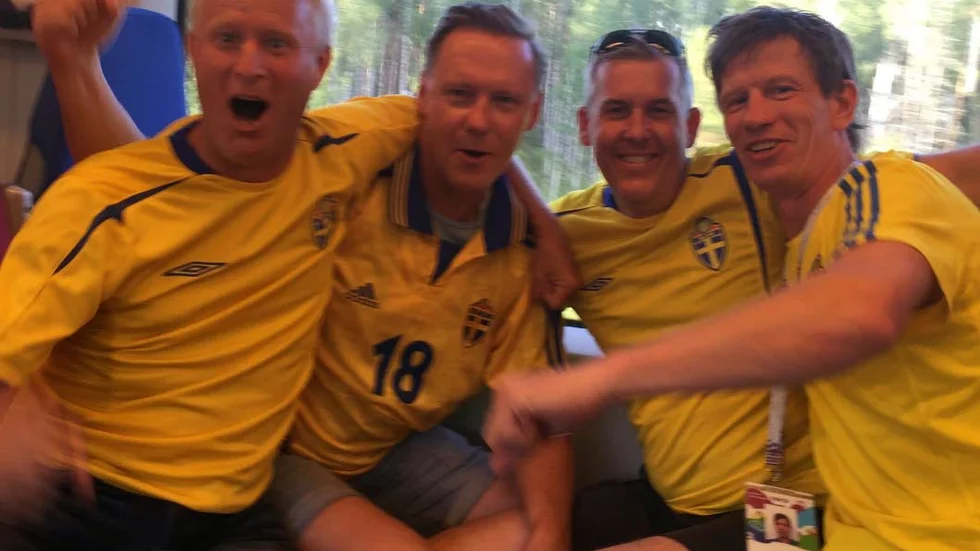 Motalapolarna med Mikael Thörnkvist, Thomas Sjelvgren, Stefan Liminga och Mikael Olai på tåget från Moskva, mot Sveriges VM-premiär i Nedre Novgorod.