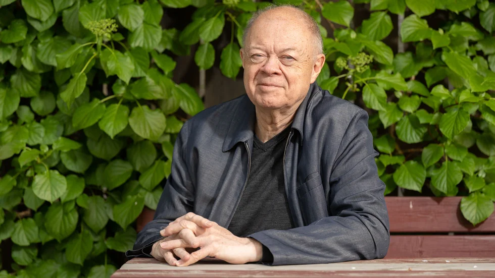 Tomas Lidbom, Frankrikekännare och författare.