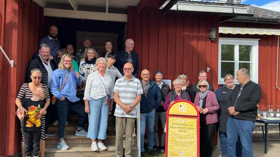 Glada miner utanför Solandergården.