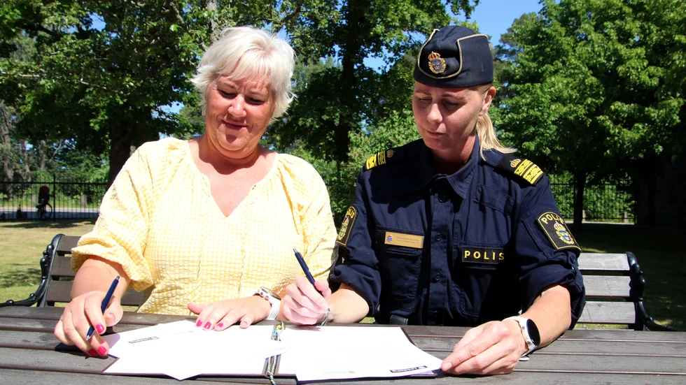Dokumentet är undertecknat. Nu står det klart vad kommunen, med kommunstyrelsens ordförande Kristina Edlund (S), och polisen, med lokalpolisområdeschef Ann-Christine Rehnström, lovar Linköpingsborna de kommande två åre.