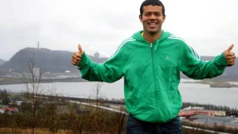 " Du har väl hört talas om Jesusstatyn ovanför Rio de Janeiro?" säger Diego Valviesse och sträcker ut armarna. Innan han blev fotskadad öste han in mål för Kiruna FF. Hans mål är att hjälpa Kiruna upp till division två.