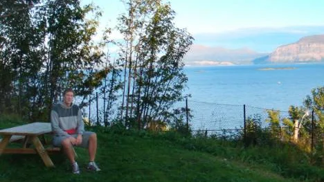 Erik Vestins sejour i Plannja blev, med facit på hand, rätt misslyckad. Men nu har han hittat spelglädjen i nordnorska Harstad.